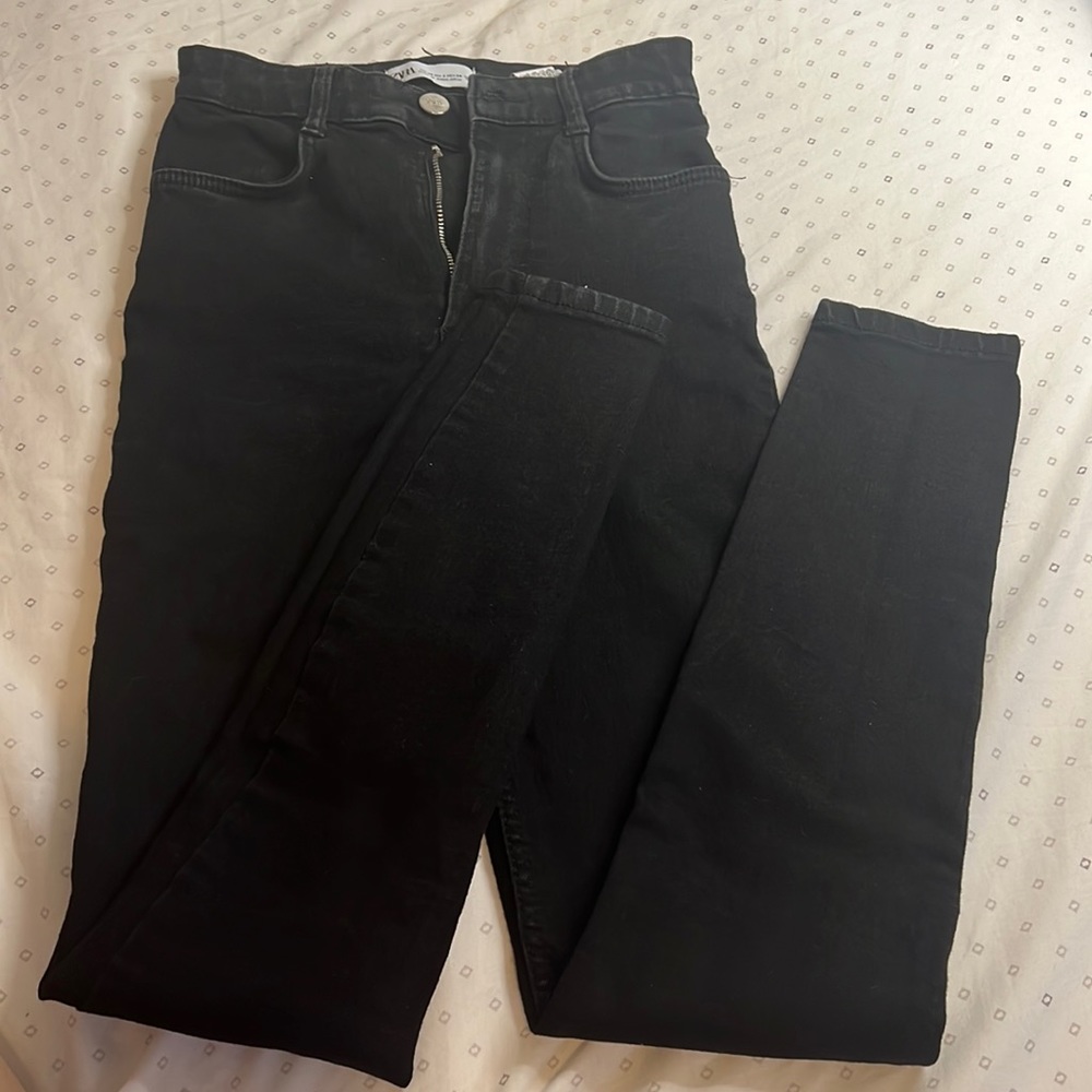 Zara jeans